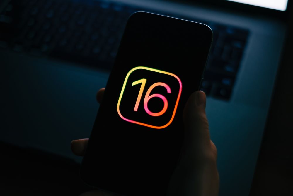 Telefoane compatibile cu iOS 16: Ce modele vor trece la noul sistem de operare și care vor fi excluse de la update