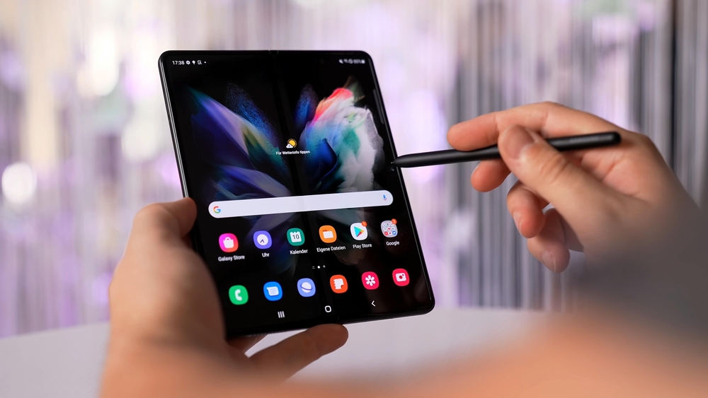 Samsung Galaxy Z Fold 4, primul telefon pliabil cu S Pen integrat